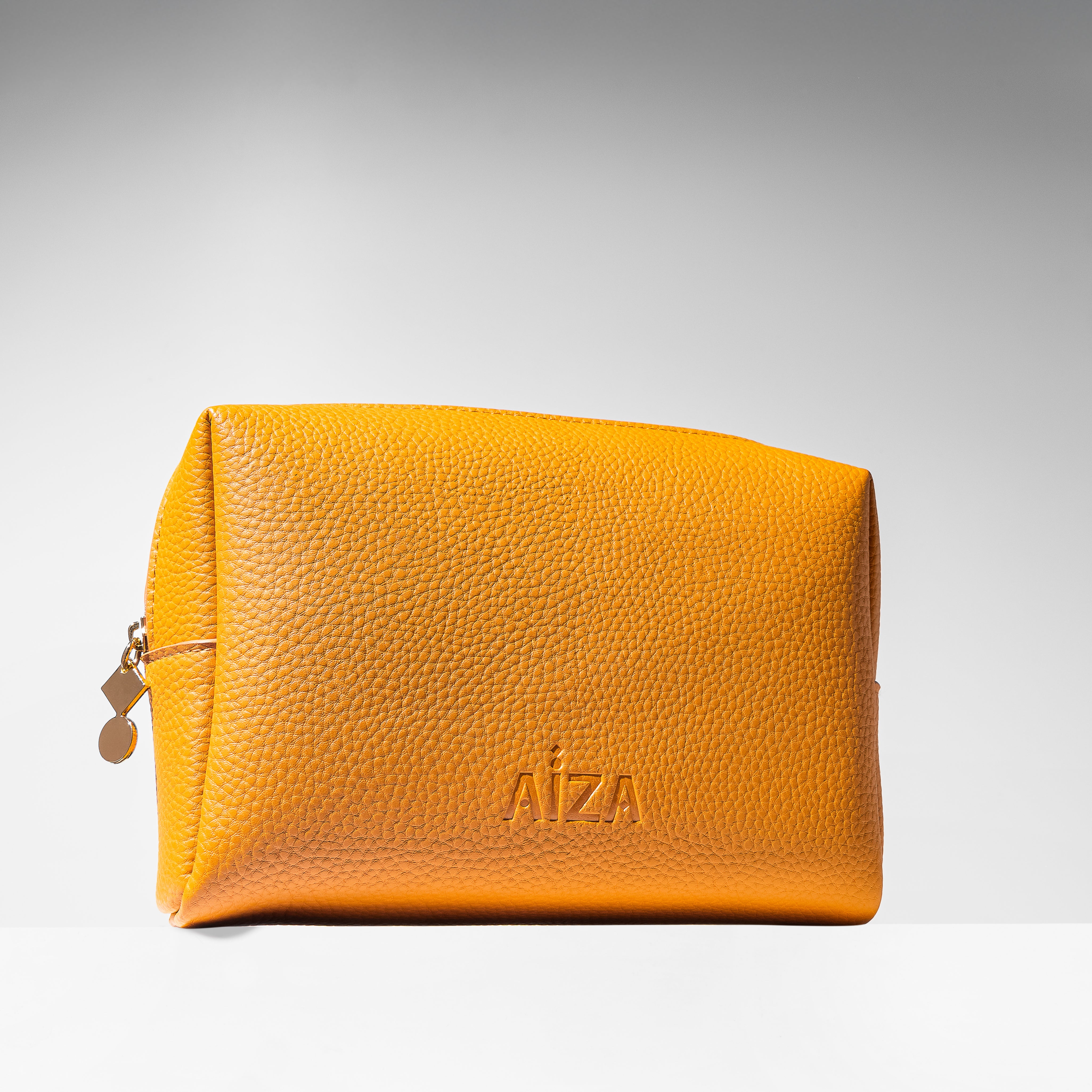 AÏZA Signature Pouch